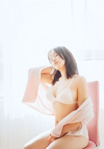 公车上少妇迎合我摩擦电影_4K高清电影在线
