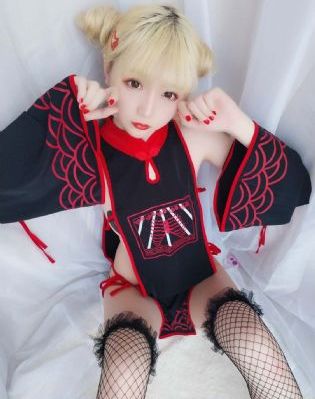 女生迈开腿打扑克又痛又叫_BD国语在线观看视频