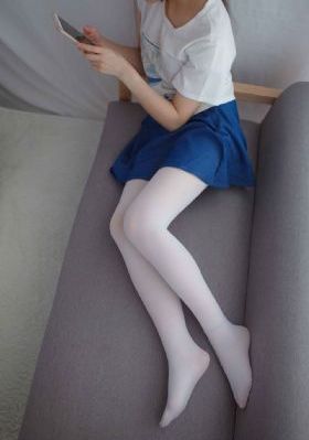 国产美女大白屁股冒白浆_4K在线视频播放