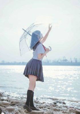 美女扒开腿裸私密部位无遮挡_BD英语HD高清在线观看