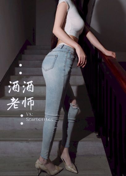 张警官撞玻璃高清视频全集_在线观看完整视频大全