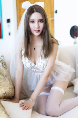 欧美日韩人妻制服丝袜无在线视频_720免费观看韩国