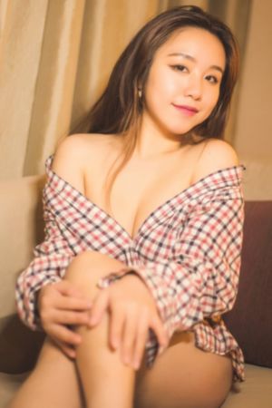 内衣柜办公室在线观看_HD全集在线观看