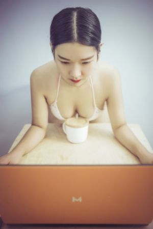 最美情侣的图片唯美_超清全集免费播放