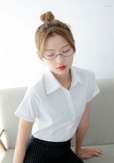 学长的手指在里面转动写作业呢_高清电影观看