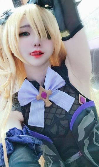 欧美人妖自慰集锦HD_超清手机在线看