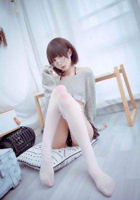 久久久无码精品亚洲日韩A级护士_HD日本电影免费