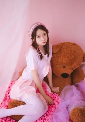 夫妇野外交换全过程_1080P最新电影在线观看