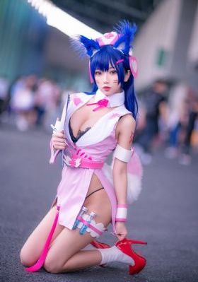 美妇肉丝湿小说_老版国语字幕