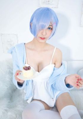 清冷医生受H打开腿乖听话男男_1080高清完整版